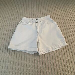 Vintage - Arizona Jean Company White Cuffed High-Rise Junior Shorts - Size: 3